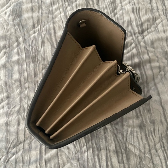 🔥 GUCCI Dionysus GG Supreme WOC - Picture 14 of 16